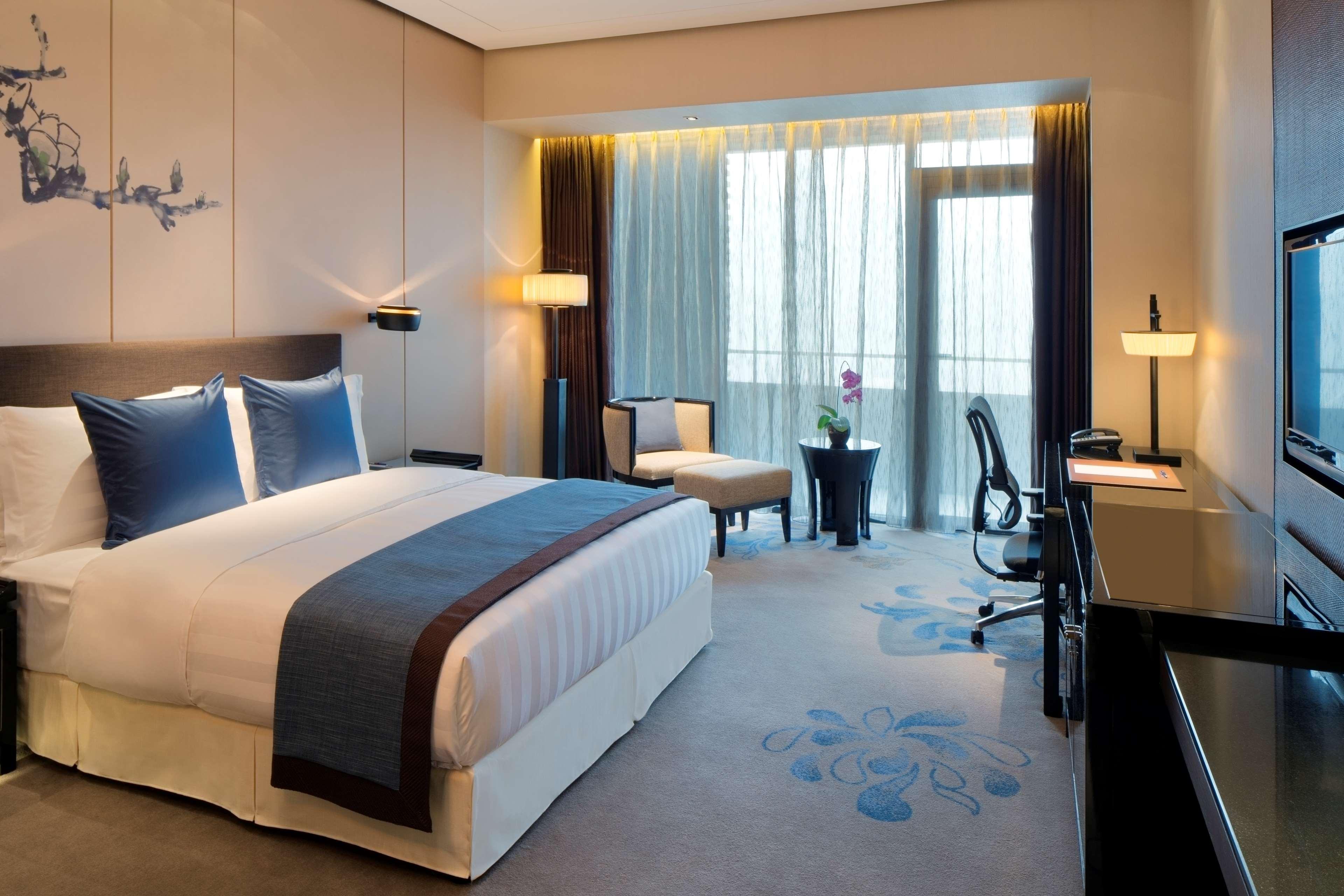 Chongqing Ronghui Grand Hotel Екстериор снимка