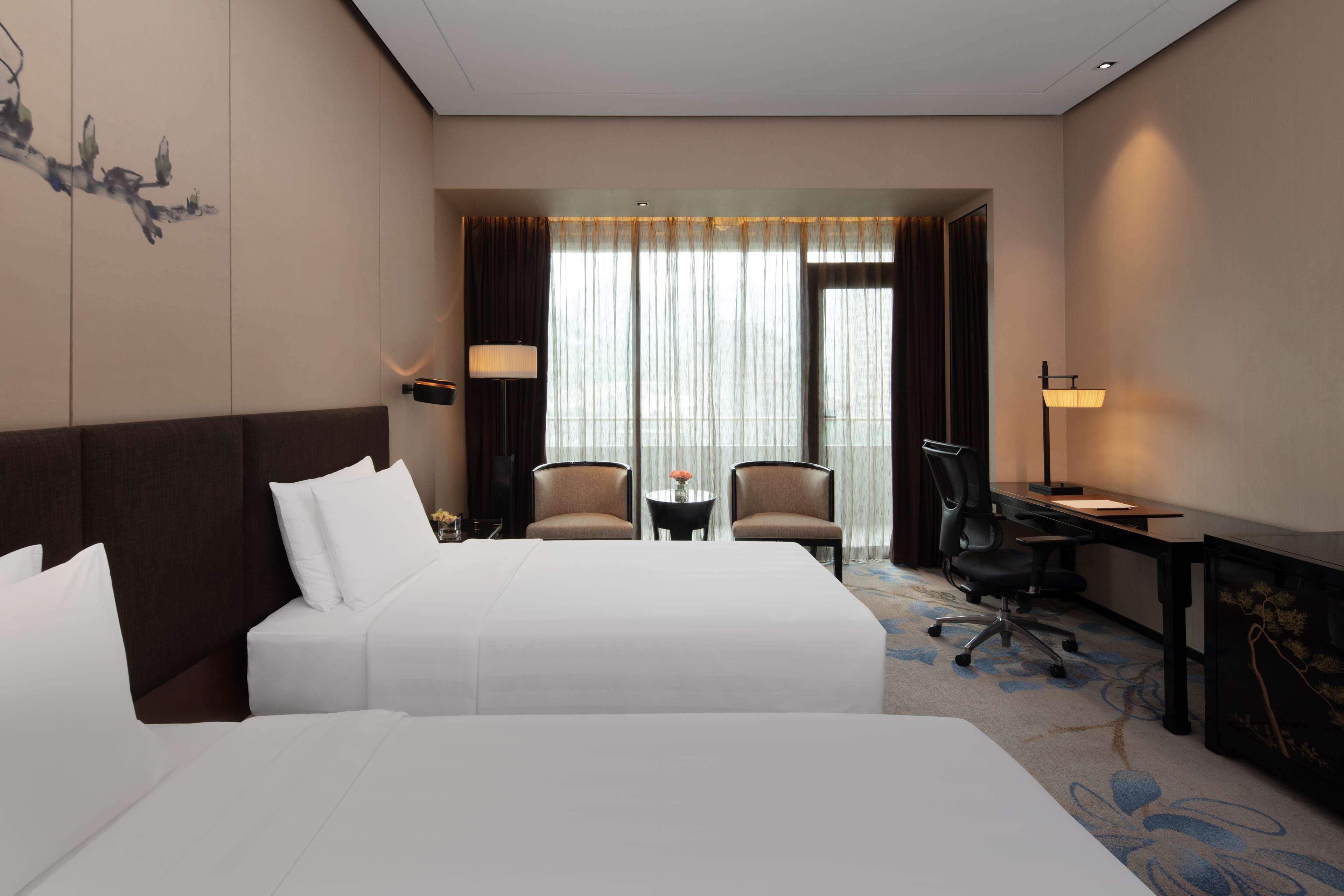Chongqing Ronghui Grand Hotel Екстериор снимка