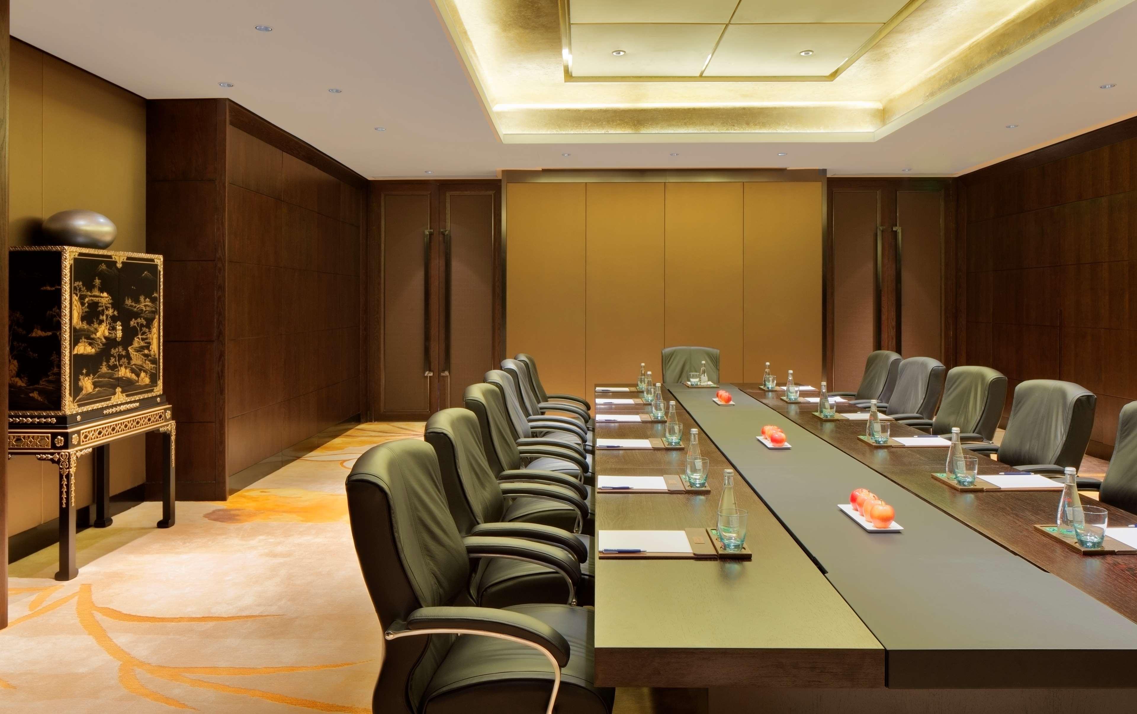 Chongqing Ronghui Grand Hotel Екстериор снимка