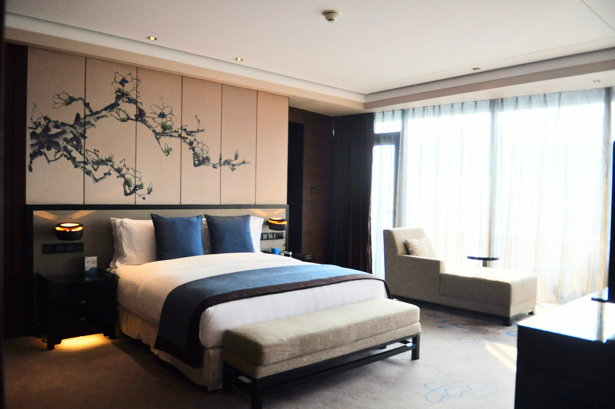 Chongqing Ronghui Grand Hotel Екстериор снимка