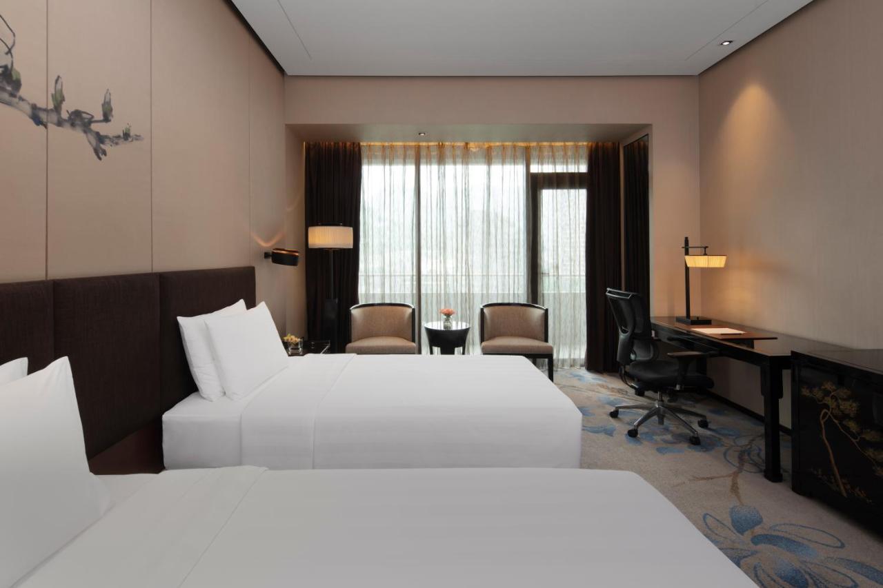 Chongqing Ronghui Grand Hotel Екстериор снимка